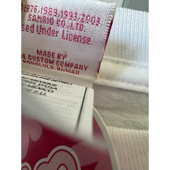 NWT Vintage 2003 Hello Kitty in Hawaii T-Shirt Y2K Sanrio Youth Small – Rare! - Picture 4 of 8